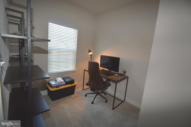 13943 AIRFOIL RD, Herndon, VA 20171