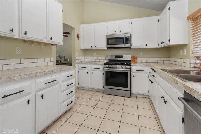 1004 Radka, Beaumont, CA 92223