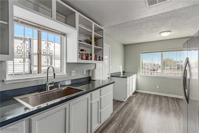 2539 Raymond Avenue, North Las Vegas, NV 89032