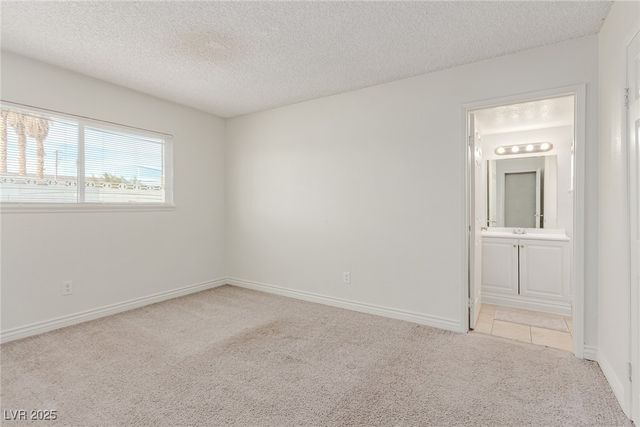 2539 Raymond Avenue, North Las Vegas, NV 89032