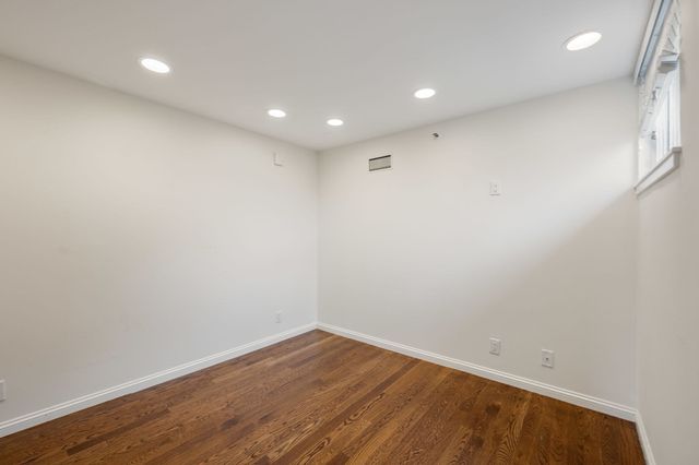 2 Commonwealth 8G, Boston, MA 02116