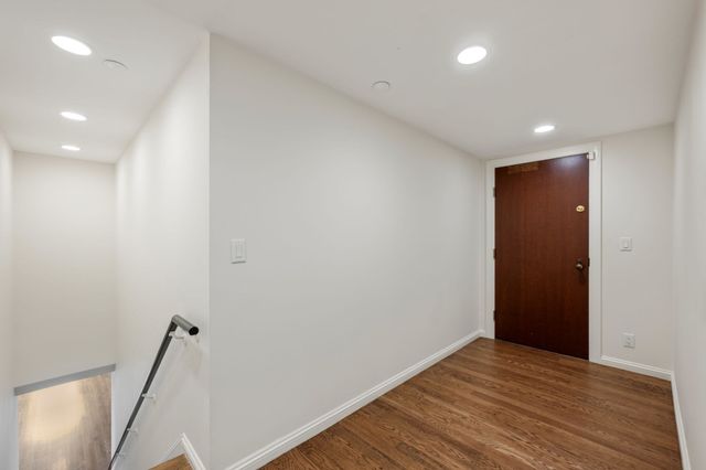 2 Commonwealth 8G, Boston, MA 02116