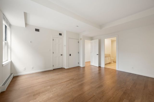 2 Commonwealth 8G, Boston, MA 02116