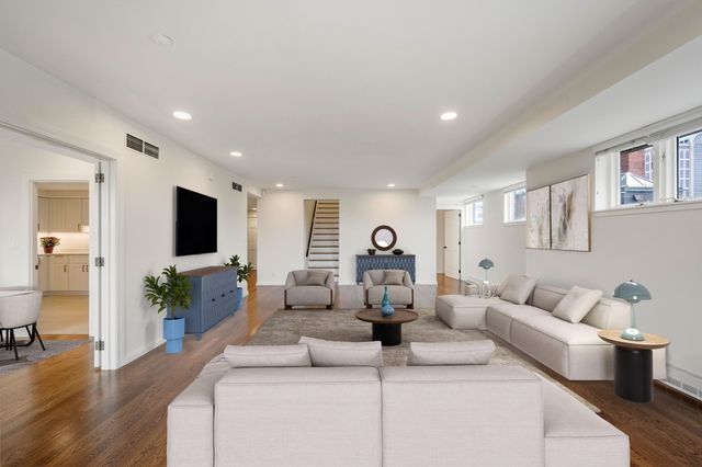 2 Commonwealth 8G, Boston, MA 02116