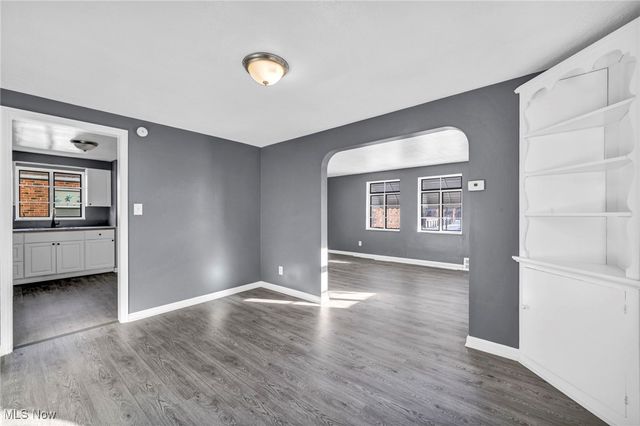 420 E 222nd Street 1, Euclid, OH 44123