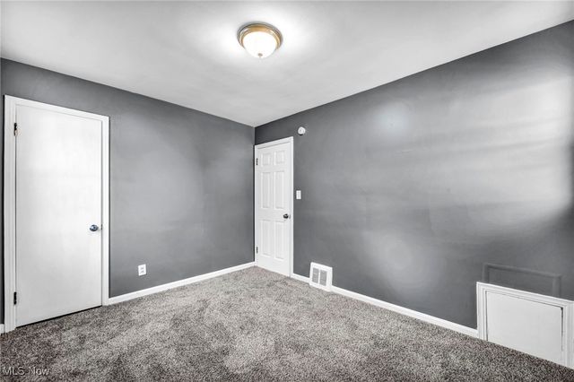 420 E 222nd Street 1, Euclid, OH 44123