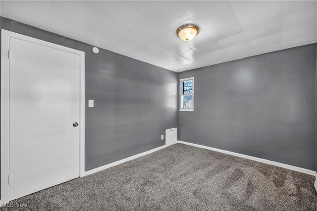 420 E 222nd Street 1, Euclid, OH 44123