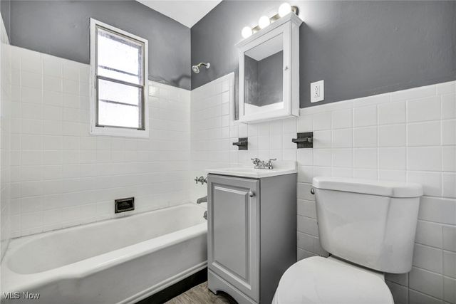 420 E 222nd Street 1, Euclid, OH 44123