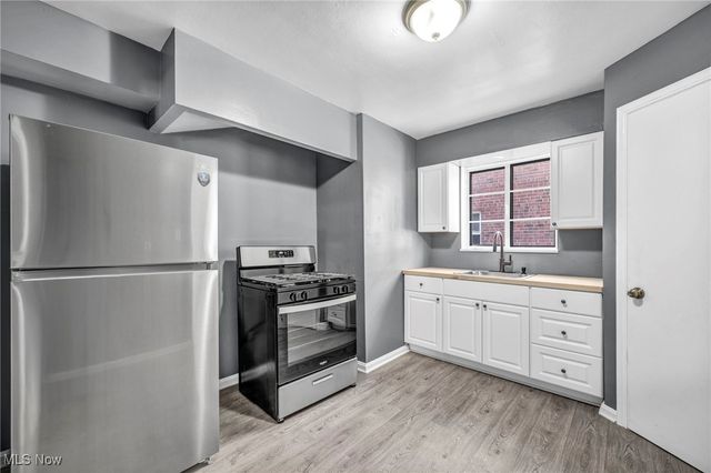 420 E 222nd Street 1, Euclid, OH 44123