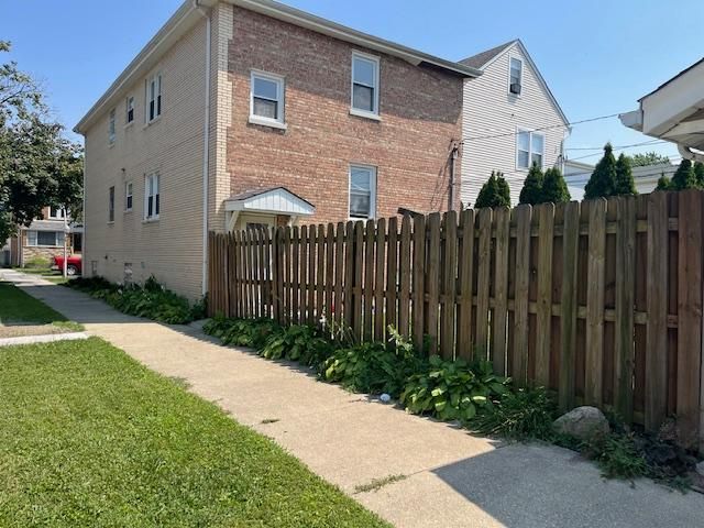 6100 S Kenneth Avenue 2, Chicago, IL 60629