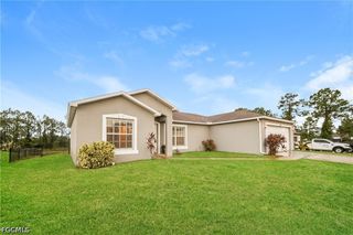 2705 Villa AVE S, Lehigh Acres, FL 33976
