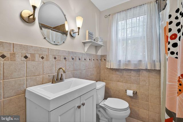 537 DEWEY PARKER AVE, Audubon, NJ 08106
