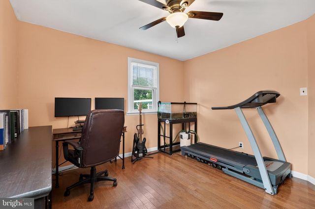 537 DEWEY PARKER AVE, Audubon, NJ 08106
