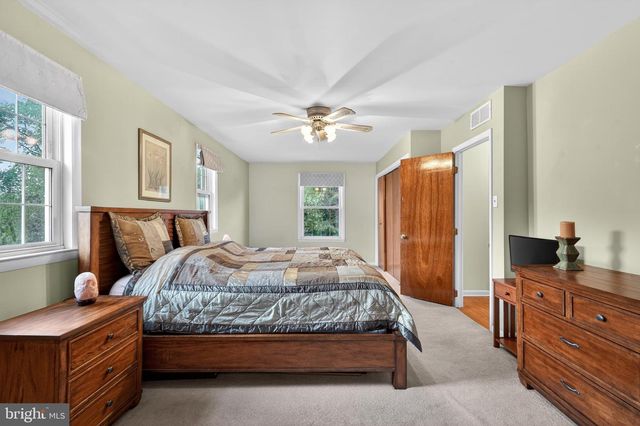 537 DEWEY PARKER AVE, Audubon, NJ 08106