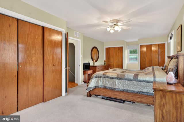 537 DEWEY PARKER AVE, Audubon, NJ 08106