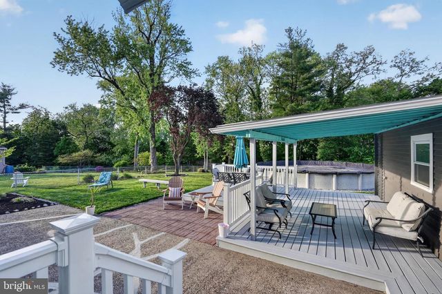 537 DEWEY PARKER AVE, Audubon, NJ 08106