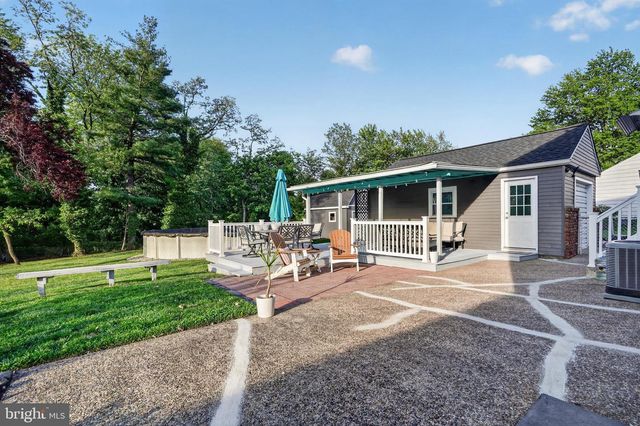 537 DEWEY PARKER AVE, Audubon, NJ 08106