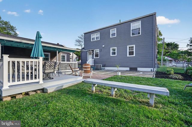 537 DEWEY PARKER AVE, Audubon, NJ 08106