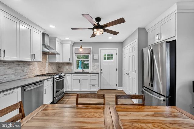 537 DEWEY PARKER AVE, Audubon, NJ 08106