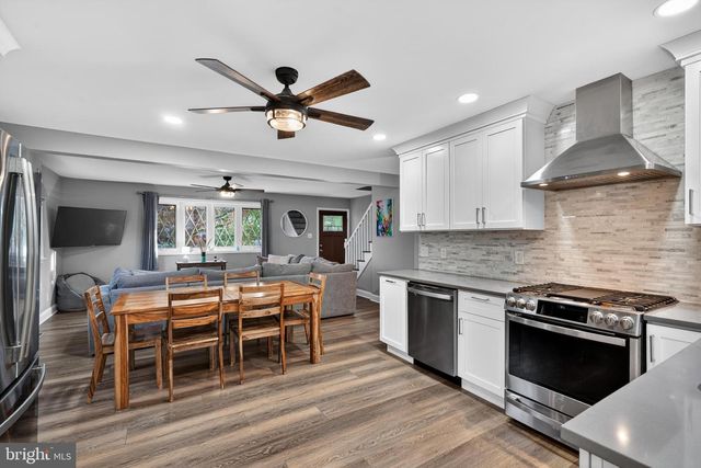 537 DEWEY PARKER AVE, Audubon, NJ 08106