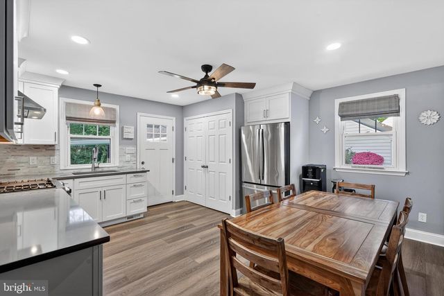 537 DEWEY PARKER AVE, Audubon, NJ 08106