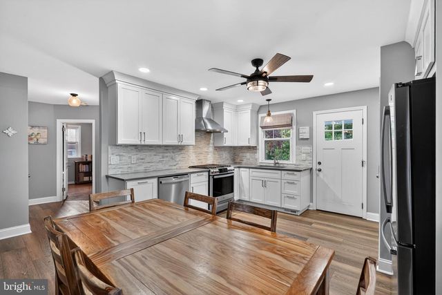 537 DEWEY PARKER AVE, Audubon, NJ 08106