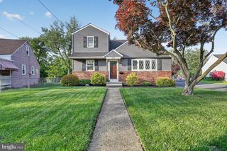 537 DEWEY PARKER AVE, Audubon, NJ 08106