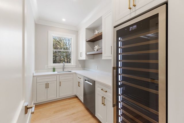 21 Balfour Street, Lexington, MA 02421