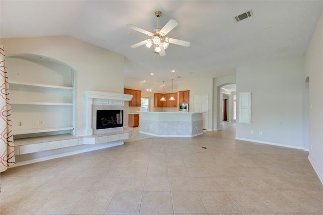 9026 Robinhoods Well Drive, Spring, TX 77379