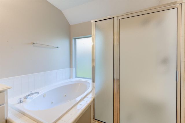 9026 Robinhoods Well Drive, Spring, TX 77379