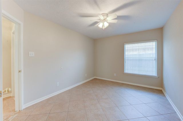 9026 Robinhoods Well Drive, Spring, TX 77379