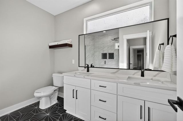 2590 Serenity Drive, Waukee, IA 50263