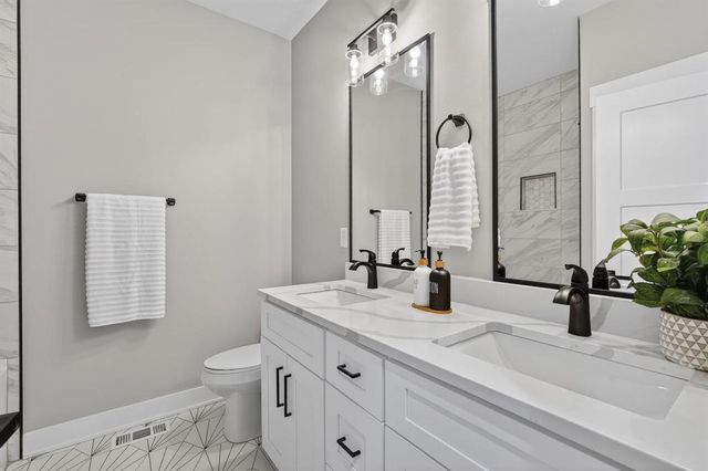 2590 Serenity Drive, Waukee, IA 50263
