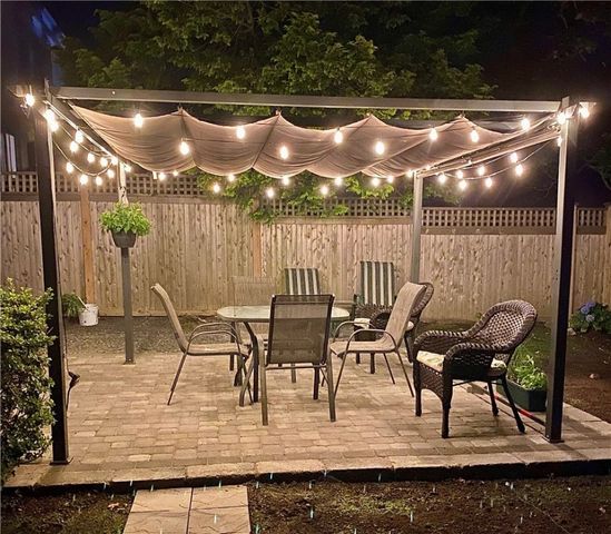 5 Byrnes Street, Newport, RI 02840