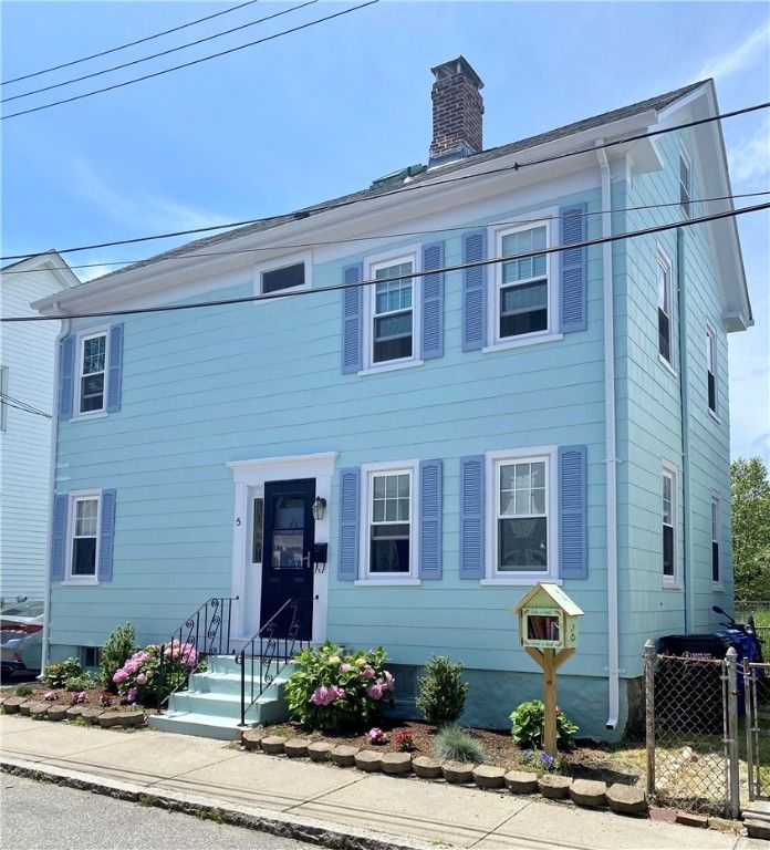 5 Byrnes Street, Newport, RI 02840