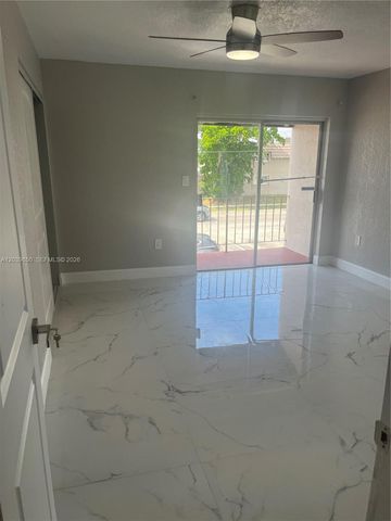 5909 SW 36th Ct 14, Davie, FL 33314