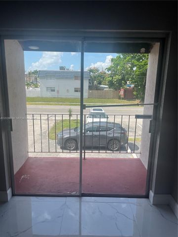 5909 SW 36th Ct 14, Davie, FL 33314