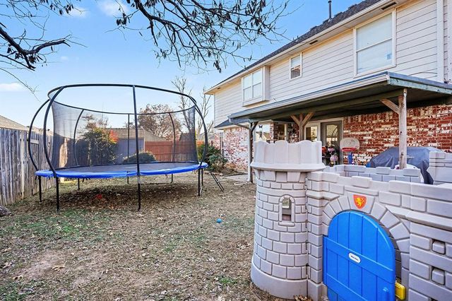 3917 Glisten Court, Norman, OK 73072