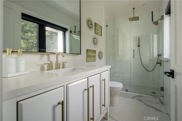 4637 Morella Avenue, Valley Village, CA 91607