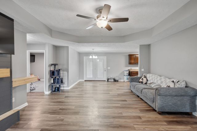 72 Leo Whitley Rd, Lafayette, TN 37083