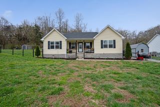 72 Leo Whitley Rd, Lafayette, TN 37083