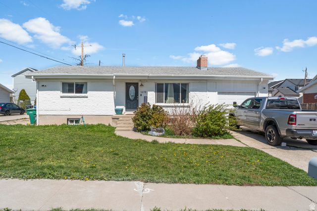 1678 W LELAND DR, West Jordan, UT 84084
