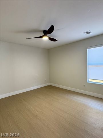 5352 Magnolia Crossing Street, Las Vegas, NV 89148