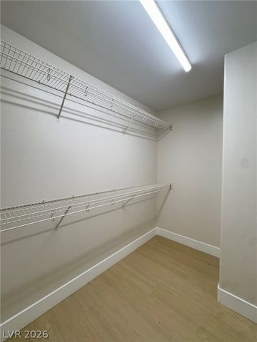 5352 Magnolia Crossing Street, Las Vegas, NV 89148
