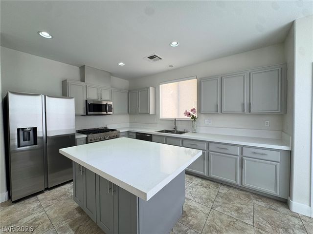 5352 Magnolia Crossing Street, Las Vegas, NV 89148