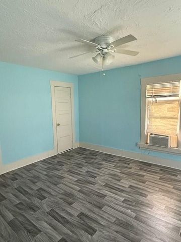 5347 Petty Street, Houston, TX 77007