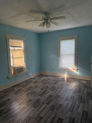 5347 Petty Street, Houston, TX 77007