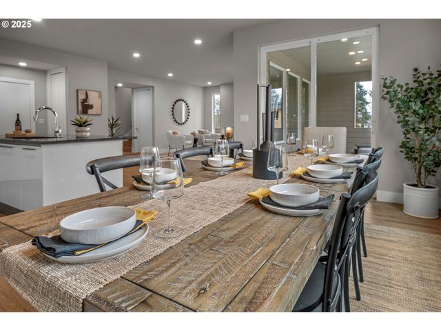 17179 Sw KALAPUYA Ln, Sherwood, OR 97140