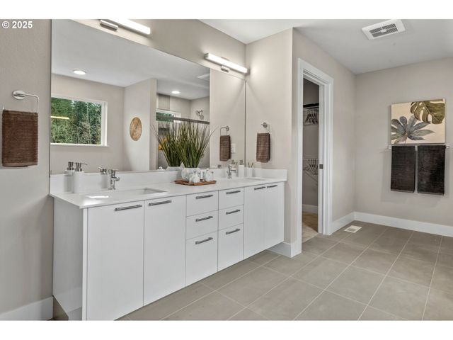 17179 Sw KALAPUYA Ln, Sherwood, OR 97140