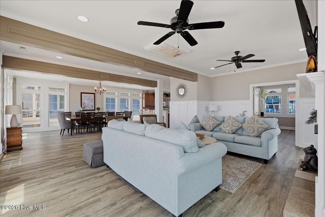 31 Porpoise Place, N Topsail Beach, NC 28460
